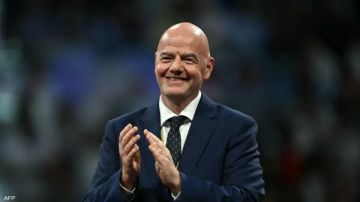 رئيس الفيفا يوجه رسالة لـ بيراميدز بعد الفوز على أوكلاند سيتي رئيس الفيفا يوجه رسالة لـ بيراميدز بعد الفوز على أوكلاند سيتي