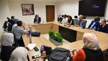 عمرو قنديل : مصر جسر للتعاون الصحي ونقل خبراتها الرائدة إلى أفريقيا عمرو قنديل : مصر جسر للتعاون الصحي ونقل خبراتها الرائدة إلى أفريقيا