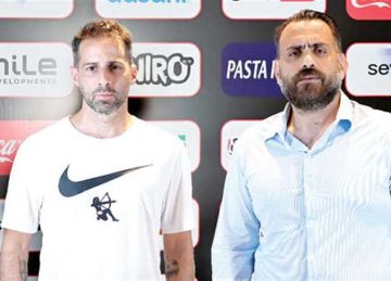 مصدر بالزمالك: جون إدوارد مستمر في منصبه.. وسنشكو من يحاول هدم استقرارنا