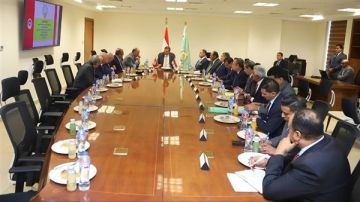 وفد تونسي يبحث تنفيذ مشروع للاستثمار الزراعي المتكامل في مصر