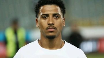 مباراة القمة بيزيرا جاهز لمواجهة الأهلي في الدوري مباراة القمة بيزيرا جاهز لمواجهة الأهلي في الدوري