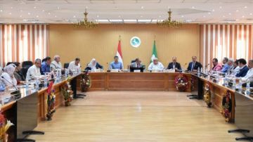 محافظ الشرقية يترأس اجتماع اللجنة العليا للاستثمار لبحث ومناقشة طلبات المستثمرين محافظ الشرقية يترأس اجتماع اللجنة العليا للاستثمار لبحث ومناقشة طلبات المستثمرين