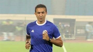 إسلام صادق يكشف تفاصيل مشادة بين حكام مباراة الأهلي وسيراميكا كليوباترا إسلام صادق يكشف تفاصيل مشادة بين حكام مباراة الأهلي وسيراميكا كليوباترا