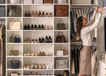  اربطي كيس قهوة في دولابك .. سر لن يعرفه الكثيرين لرائحة منعشة في خزانة ملابسك