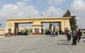مصر.. دخول قافلة المساعدات الإنسانية الـ27 إلى قطاع غزة مصر.. دخول قافلة المساعدات الإنسانية الـ27 إلى قطاع غزة