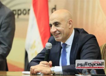 مفيش جنيه هيتأخر لمعلمي الحصة .. وزير التعليم: صرف ألف جنيه حافز للمعلمين و5 لمديري المدارس مفيش جنيه هيتأخر لمعلمي الحصة .. وزير التعليم: صرف ألف جنيه حافز للمعلمين و5 لمديري المدارس