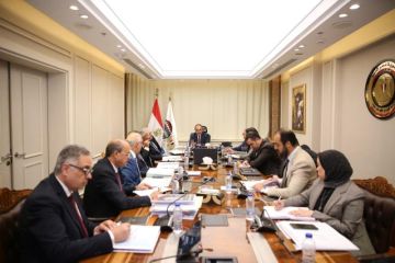 وزير قطاع الأعمال يعقد اجتماعا موسعا مع الرؤساء التنفيذيين للشركات القابضة لمتابعة ملفات العمل وتعزيز الأداء المؤسسي