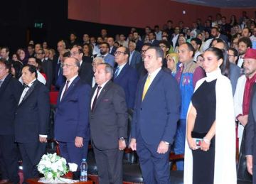 بحضور درة ولطفي والسفير التونسي.. حفل افتتاح مميز لمهرجان بورسعيد السينمائي الأول