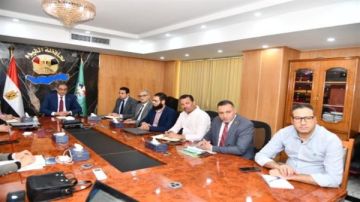 محافظ الفيوم يناقش خطة تنمية السياحة البيئية المستدامة بمنطقة وادي الريان 