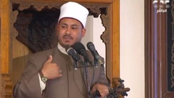 خطيب الأوقاف: المسلم يواجه الأفكار اللادينية باليقين الصادق.. فيديو خطيب الأوقاف: المسلم يواجه الأفكار اللادينية باليقين الصادق.. فيديو