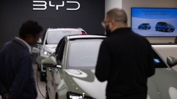 BYD تطلق صافرة الإنذار: 100 شركة سيارات كهربائية على وشك الانهيار.. ما القصة