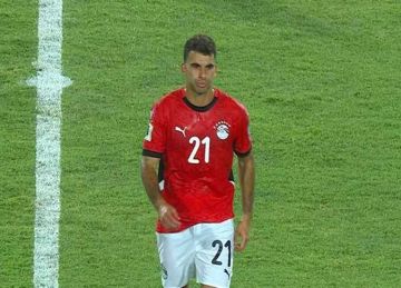 اتحاد الكرة يرد على مزاعم إساءة زيزو لـ حسام حسن