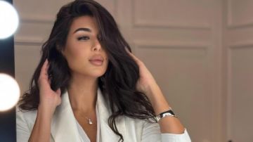 ياسمين صبري تخطف الأنظار بجمالها بإطلالة راقية