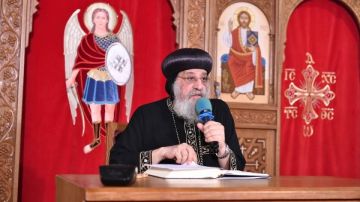 أصحاحات متخصصة.. سلسلة جديدة في اجتماع الأربعاء للبابا تواضروس أصحاحات متخصصة.. سلسلة جديدة في اجتماع الأربعاء للبابا تواضروس