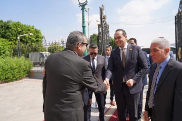 رئيس الرعاية الصحية يصل المنيا للوقوف على جاهزية المستشفيات والوحدات الصحية للانضمام للمنظومة