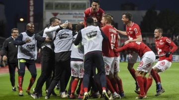 ستاد بريست يحقق فوزا كبيرا على نيس 4 - 1 في الدوري الفرنسي ستاد بريست يحقق فوزا كبيرا على نيس 4 - 1 في الدوري الفرنسي