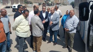 نائب محافظ الجيزة يتابع تشغيل خطوط مواصلات النقل الجماعي بالحوامدية