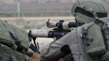 الصدمات النفسية تلاحق جنود الاحتلال.. قناص يفضح الثمن الخفي للحروب الإسرائيلية الصدمات النفسية تلاحق جنود الاحتلال.. قناص يفضح الثمن الخفي للحروب الإسرائيلية