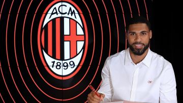 لوفتوس تشيك: جاهز للعب مع إنجلترا في أي مركز