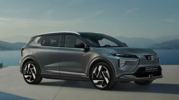 نسخة كهربائية.. ميتسوبيشي تعلن عن الجيل الثاني من إكليبس كروس 