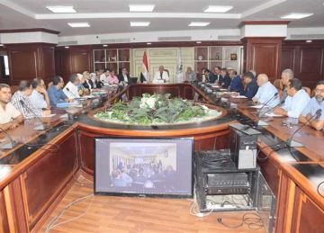 توجيهات عاجلة بتسريع تنفيذ مشروعات الخطة الاستثمارية ببني سويف لخدمة المواطنين توجيهات عاجلة بتسريع تنفيذ مشروعات الخطة الاستثمارية ببني سويف لخدمة المواطنين