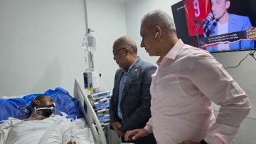 رئيس نقابة البترول يزور مصابي حادث جاسكو: الأمر جلل وكامل الدعم لكم