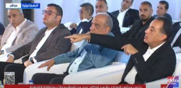 مدبولي: افتتاح المشروعات يمثل إشارة قوية لانطلاق القنطرة غرب الصناعية كأحد أبرز المراكز الصناعية الواعدة في مصر مدبولي: افتتاح المشروعات يمثل إشارة قوية لانطلاق القنطرة غرب الصناعية كأحد أبرز المراكز الصناعية الواعدة في مصر