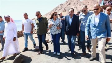 وزير البيئة: البلوهول تعد أحد أهم مواقع الغوص على مستوى العالم