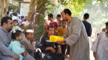 الأقصر تحتفل بالمولد النبوي بزفة شعبية في نجع خميس بالعديسات شاهد الأقصر تحتفل بالمولد النبوي بزفة شعبية في نجع خميس بالعديسات شاهد