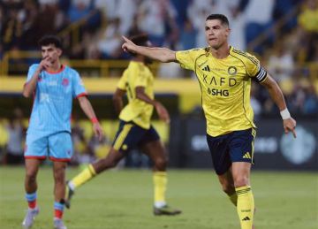 النصر يقسو على الرياض بخماسية في الدوري السعودي (فيديو) النصر يقسو على الرياض بخماسية في الدوري السعودي (فيديو)