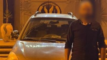 الداخلية تكشف ملابسات فيديو التشبث بسيارة أثناء سيرها بالقاهرة الداخلية تكشف ملابسات فيديو التشبث بسيارة أثناء سيرها بالقاهرة