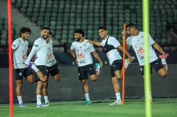 بتواجد صلاح.. 25 لاعبا يؤدون تدريب منتخب مصر استعدادا لمواجهة إثيوبيا بتواجد صلاح.. 25 لاعبا يؤدون تدريب منتخب مصر استعدادا لمواجهة إثيوبيا