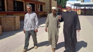 رئيس منطقة الوادي الجديد الأزهرية يتفقد معهد ناصر بعد الترميم والصيانة رئيس منطقة الوادي الجديد الأزهرية يتفقد معهد ناصر بعد الترميم والصيانة