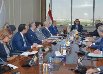 وزير التموين: الوزارة تولي اهتماما كبيرا بضمان جودة وسلامة الزيوت في الأسواق وزير التموين: الوزارة تولي اهتماما كبيرا بضمان جودة وسلامة الزيوت في الأسواق