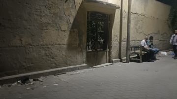 تنقيب عن الآثار واقعة ثقافة الأقصر تتكرر في مكتب صحة بقنا.. صور تنقيب عن الآثار واقعة ثقافة الأقصر تتكرر في مكتب صحة بقنا.. صور