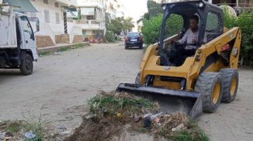 حملات نظافة يومية بالشواطئ والامتداد العمراني برأس البر