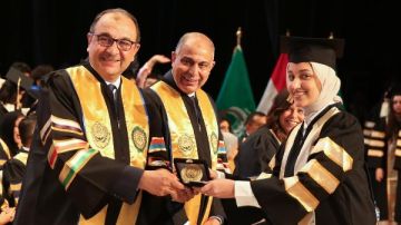 وزير قطاع الأعمال: ننفذ استراتيجية شاملة لإعادة هيكلة الشركات التابعة وزير قطاع الأعمال: ننفذ استراتيجية شاملة لإعادة هيكلة الشركات التابعة