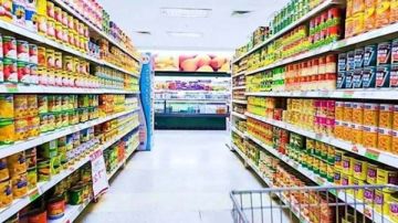 تراجع اللحوم والدواجن.. تباين أسعار بعض السلع الأساسية في مصر