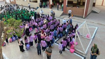 محافظ الجيزة يتابع انطلاق الفصل الدراسي الأول ويشدد على جاهزية المدارس محافظ الجيزة يتابع انطلاق الفصل الدراسي الأول ويشدد على جاهزية المدارس