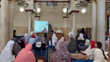 ملتقى المرأة بالجامع الأزهر يناقش طرق فهم مشاعر الأبناء والتعامل معها ملتقى المرأة بالجامع الأزهر يناقش طرق فهم مشاعر الأبناء والتعامل معها