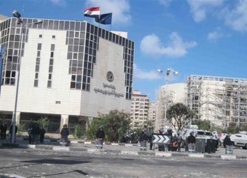 بعد ساعات من هروبه.. القبض على قاتل زوجته طعنا بمساكن الأمل في بورسعيد بعد ساعات من هروبه.. القبض على قاتل زوجته طعنا بمساكن الأمل في بورسعيد