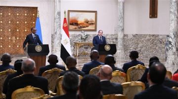 عاجل الرئيس السيسي: منفتحون على التعاون مع دول حوض النيل لإدارته بعيدا عن منطق الهيمنة أو الإضرار بمصالح أي طرف