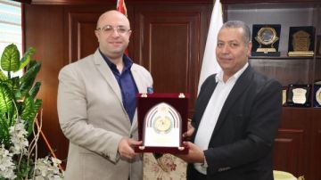 محافظ بنى سويف يكرم وكيل التموين لترقيته وكيلا للوزارة بالفيوم