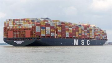 ميناء الإسكندرية يستقبل سفينتين سياحيتين عملاقتين تحملان أكثر من 8100 راكب وسائح