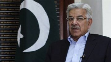 وزير الدفاع الباكستاني يفجر مفاجأة: السلاح النووي جزء من اتفاقنا مع السعودية