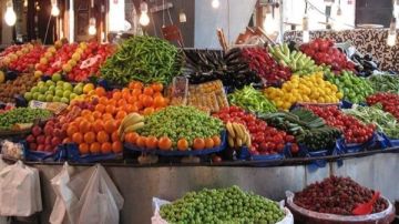 أسعار الخضروات والفاكهة في أسواق أسوان أسعار الخضروات والفاكهة في أسواق أسوان