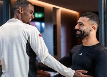 بسبب محمد صلاح.. نجم مانشستر سيتي السابق ينتقد صفقة إيزاك إلى ليفربول