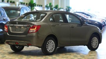 سيدان بحجم صغير.. أرخص سيارة أوتوماتيك موديل 2023 من سوزوكي