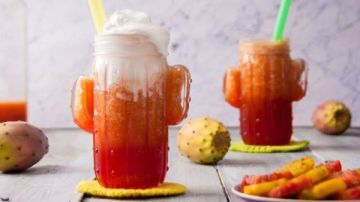 طريقة عمل كوكتيل التين الشوكي بالفراولة طريقة عمل كوكتيل التين الشوكي بالفراولة