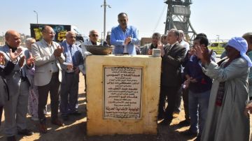 محافظ أسيوط يضع حجر أساس مدرسة الوليدية بتكلفة 17 مليون جنيه.. معامل حديثة وحجرات للأنشطة وفراغات تعليمية متكاملة